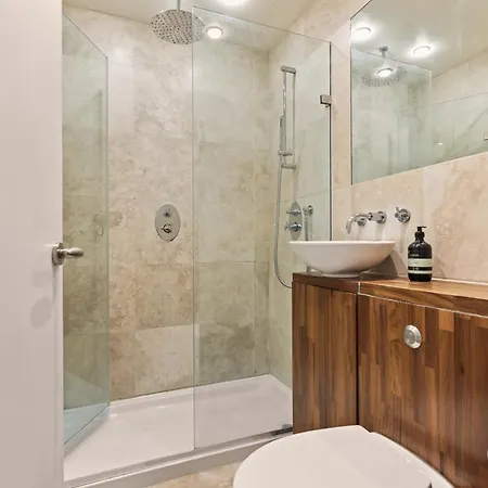 Hyde Park Luxury Two-Bedroom Apartment With Patio Londres Exterior foto