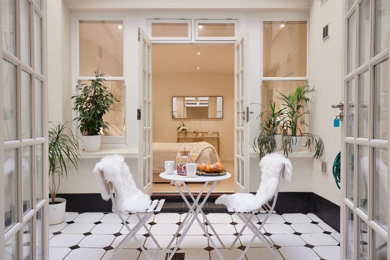 Hyde Park Luxury Two-bedroom With Patio Appartamento *